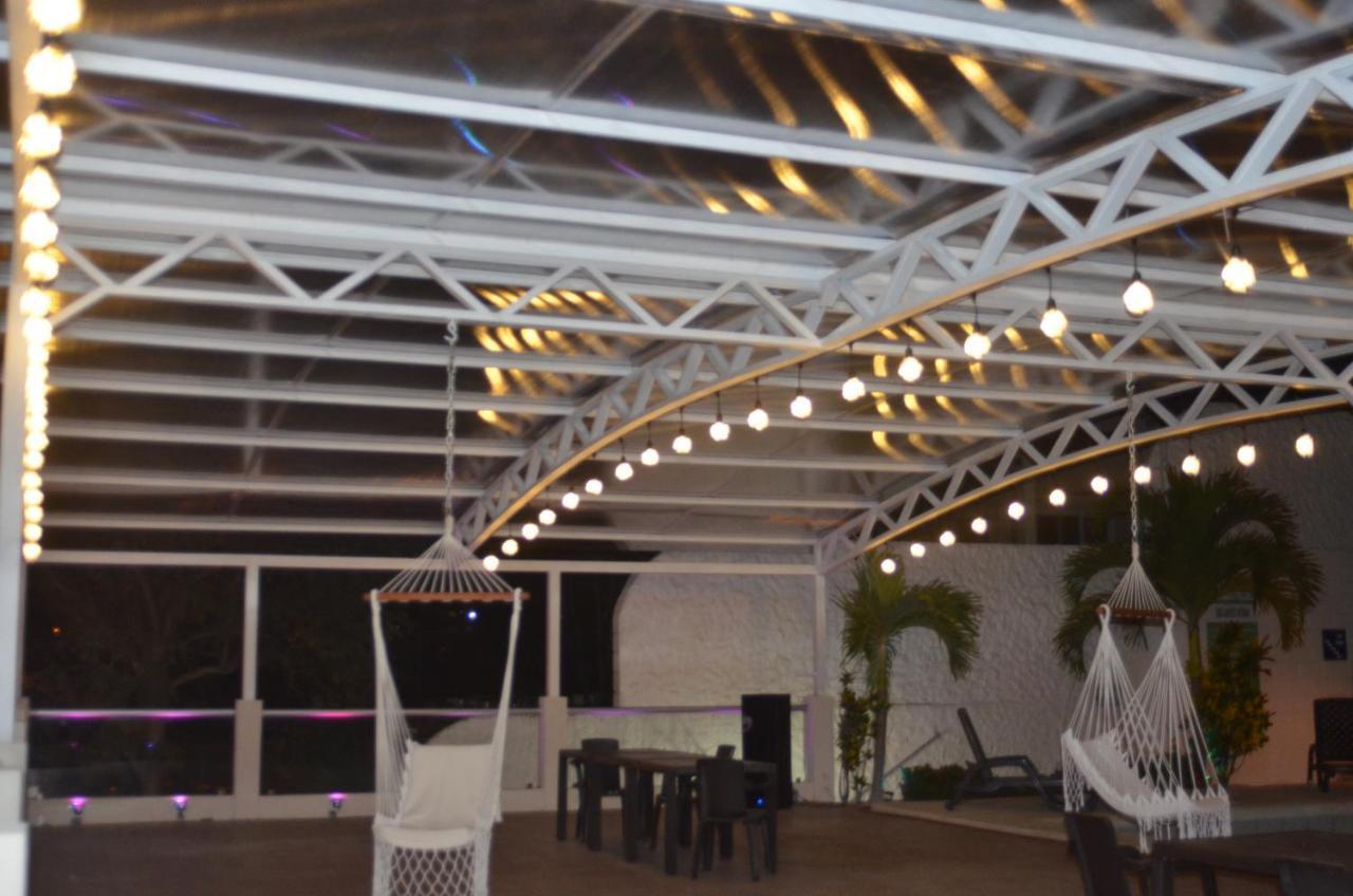 Hotel Paradise Beach Playas Extérieur photo